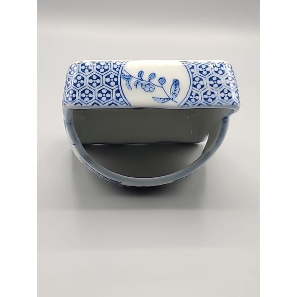 Fitz & Floyd Japan Square Trinket Basket Blue and White With Flowers Handle - Picture 12 of 13